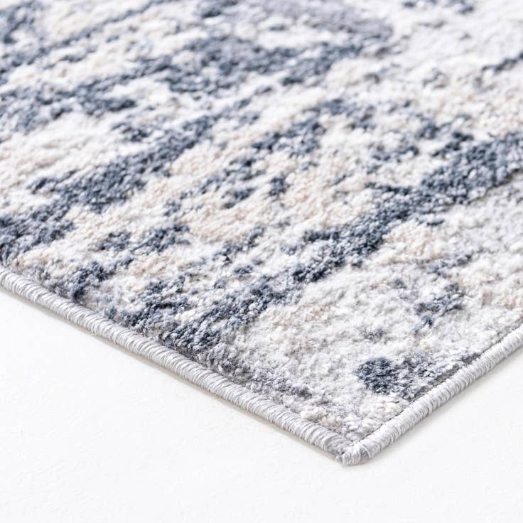 Detail image of 2' 2 x 6' Caspian Runner Rug