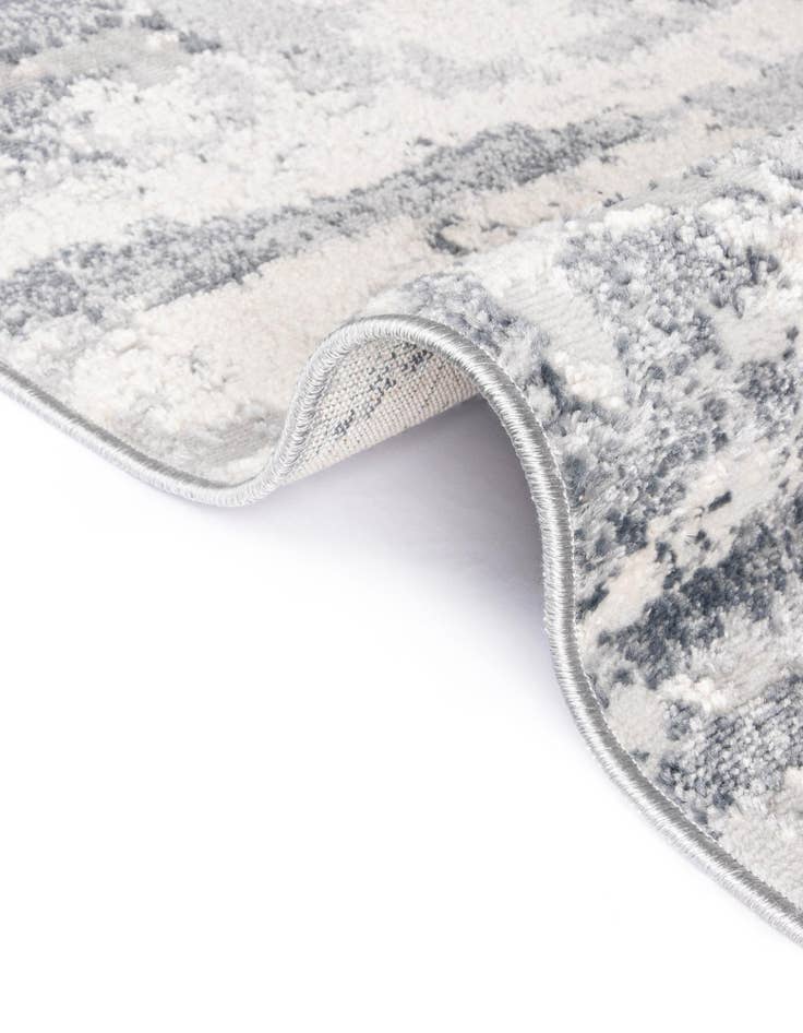 Detail image of 2' 2 x 6' Caspian Runner Rug