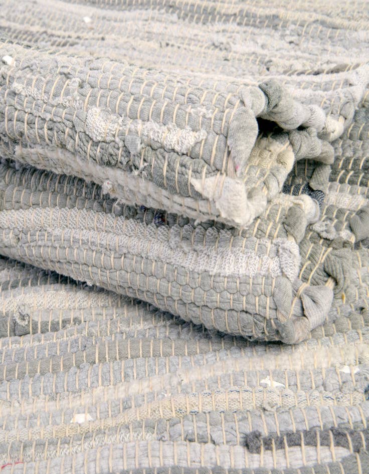 Detail image of 2' 2 x 6' 7  Hand Woven Chindi Cotton Runner Rug