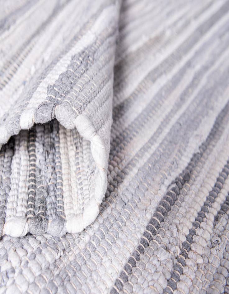 Detail image of 2' 2 x 6' 7  Hand Woven Chindi Cotton Runner Rug