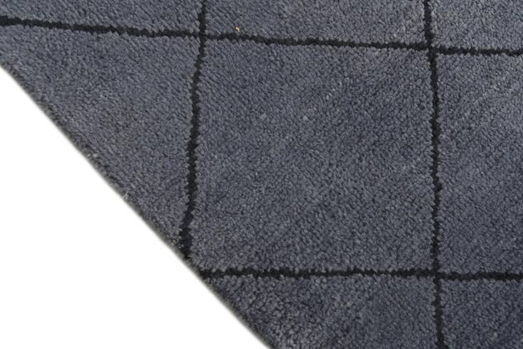 Detail image of 2' 6 x 14' Hand Knotted Darya Wool Runner Rug