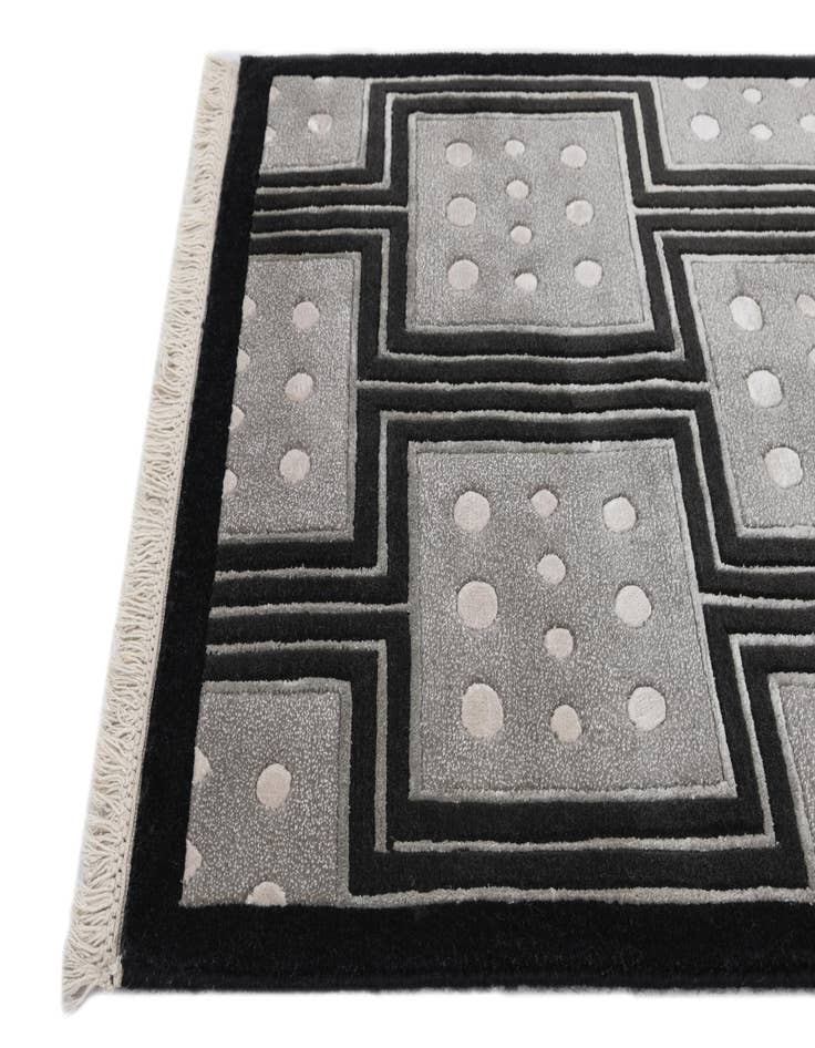 Detail image of 2' 8 x 13' 1  Hand Knotted Darya Wool Runner Rug