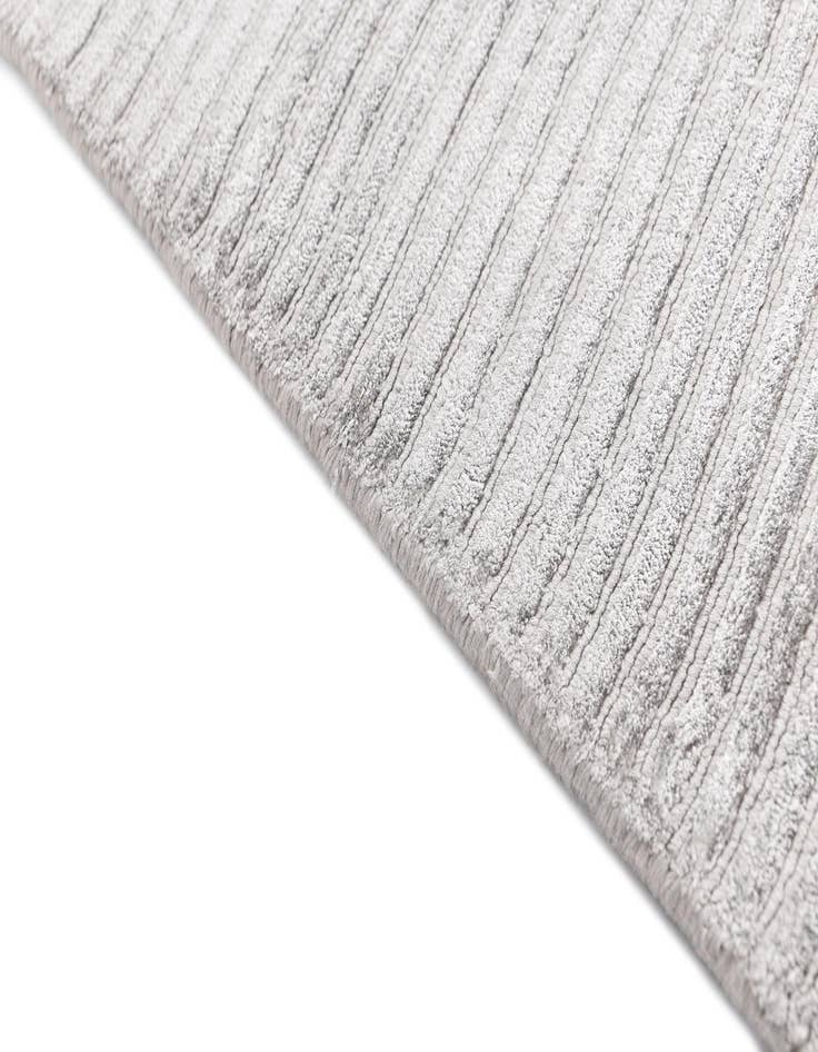 Detail image of 2' 8 x 9' 10 Darya Runner Rug