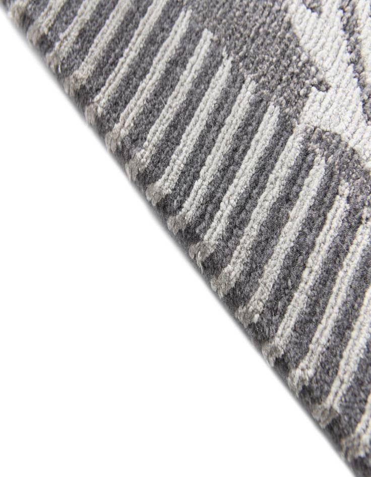 Detail image of 2' 11 x 10' Darya Runner Rug