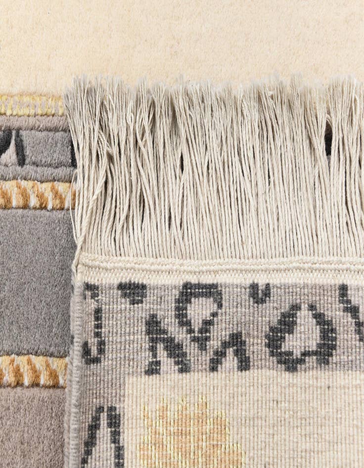 Detail image of 2' 8 x 9' 11 Darya Runner Rug