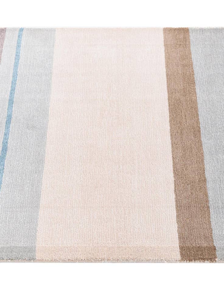 Detail image of 2' 8 x 9' 8 Darya Runner Rug