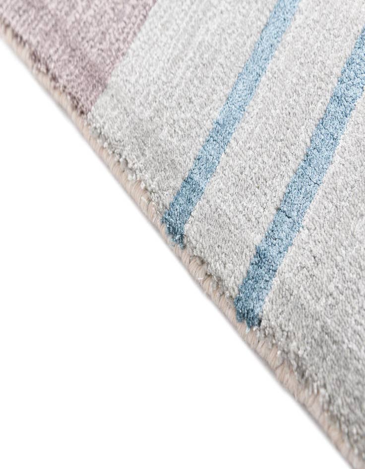 Detail image of 2' 8 x 9' 8 Darya Runner Rug