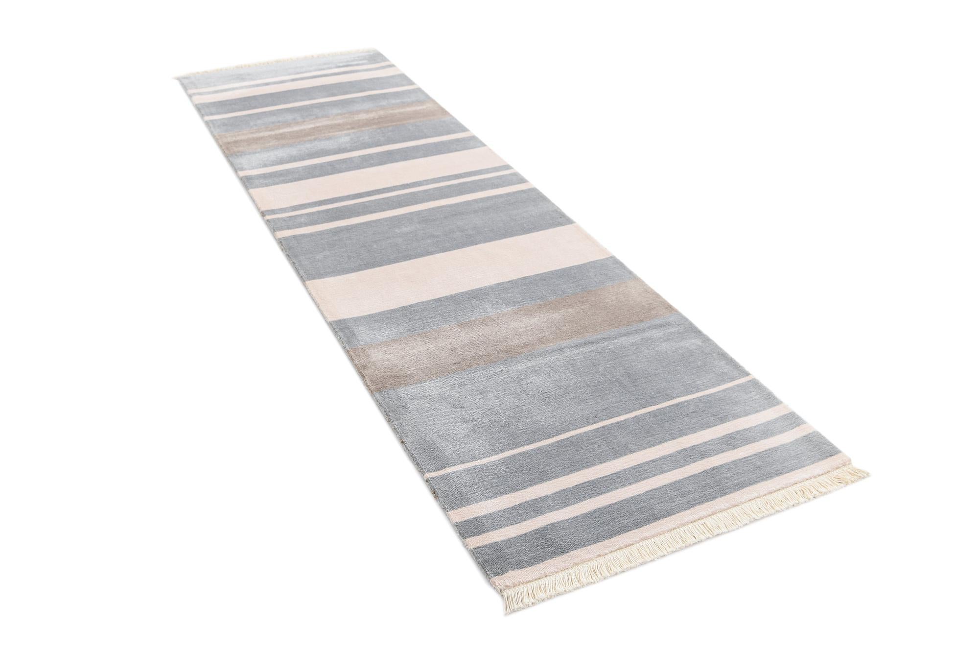 2' 9 x 9' 9 Darya Runner Rug