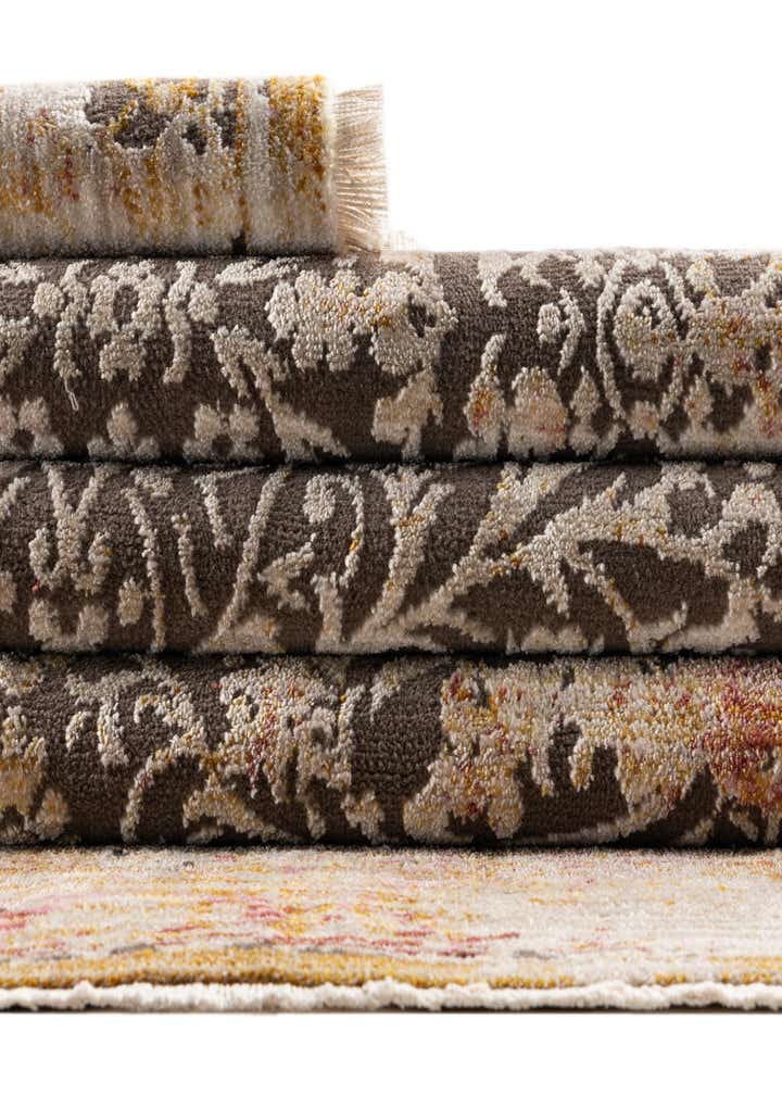 2' x 8' Deepa Runner Rug