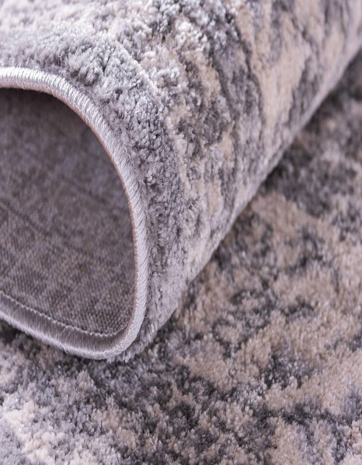 Detail image of 2' 2 x 6' Estate Runner Rug