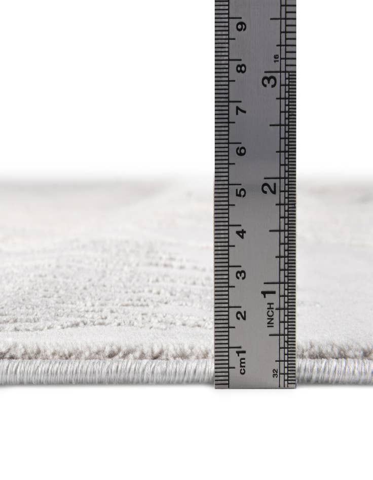 Detail image of 2' 7 x 12' Finsbury Runner Rug