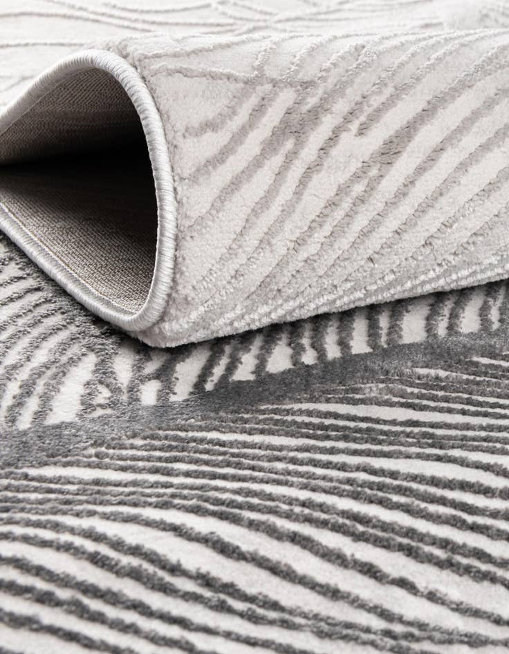 Detail image of 2' 7 x 12' Finsbury Runner Rug