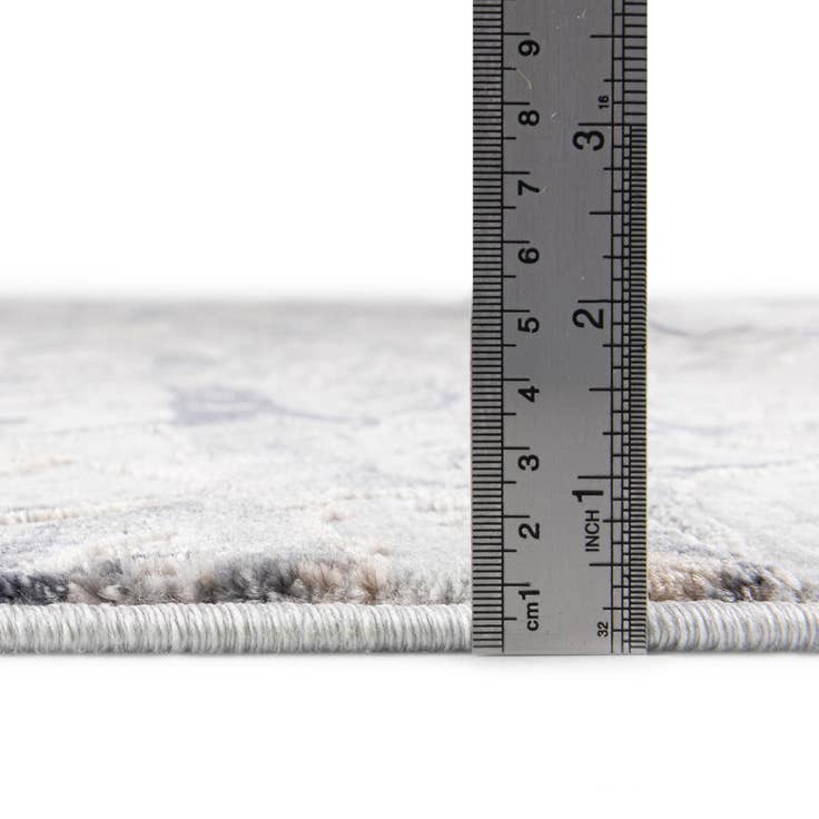 Detail image of 2' 7 x 12' Finsbury Runner Rug