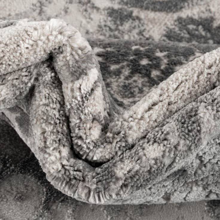 Detail image of 2' 7 x 12' Finsbury Runner Rug