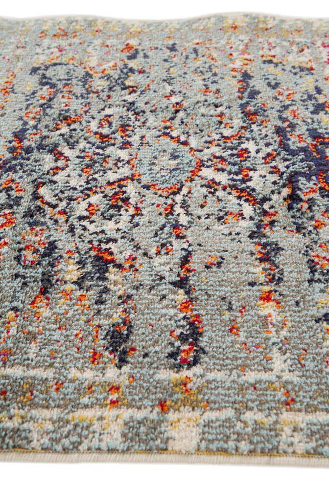 2' 6 x 7' 10 Fleur Runner Rug