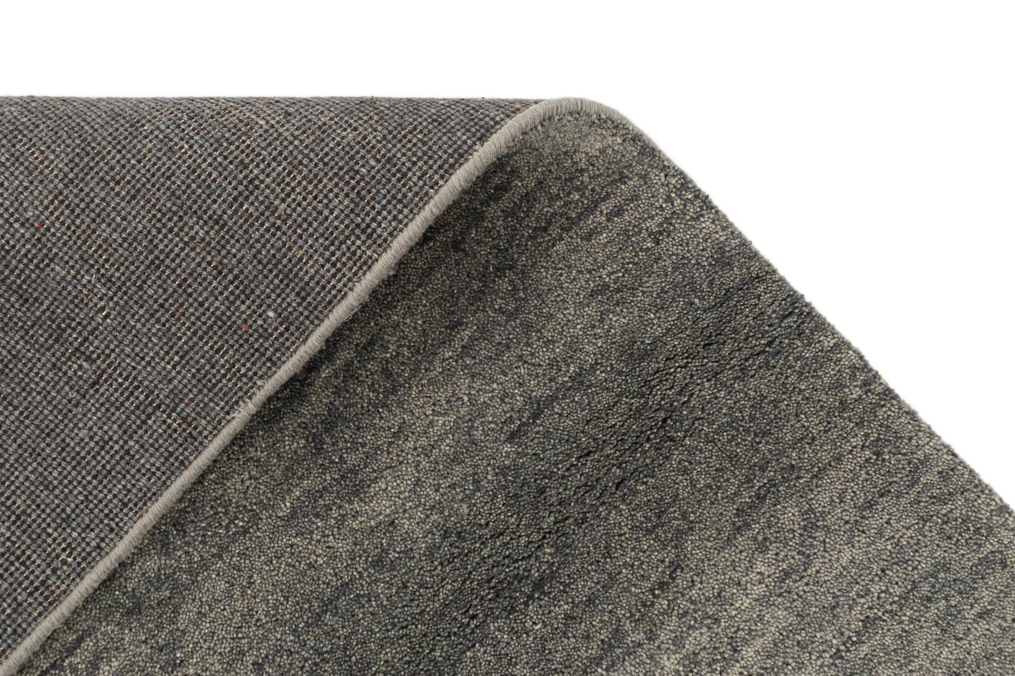 2' 6 x 9' 10 Hand Knotted Gabbeh Wool Runner Rug