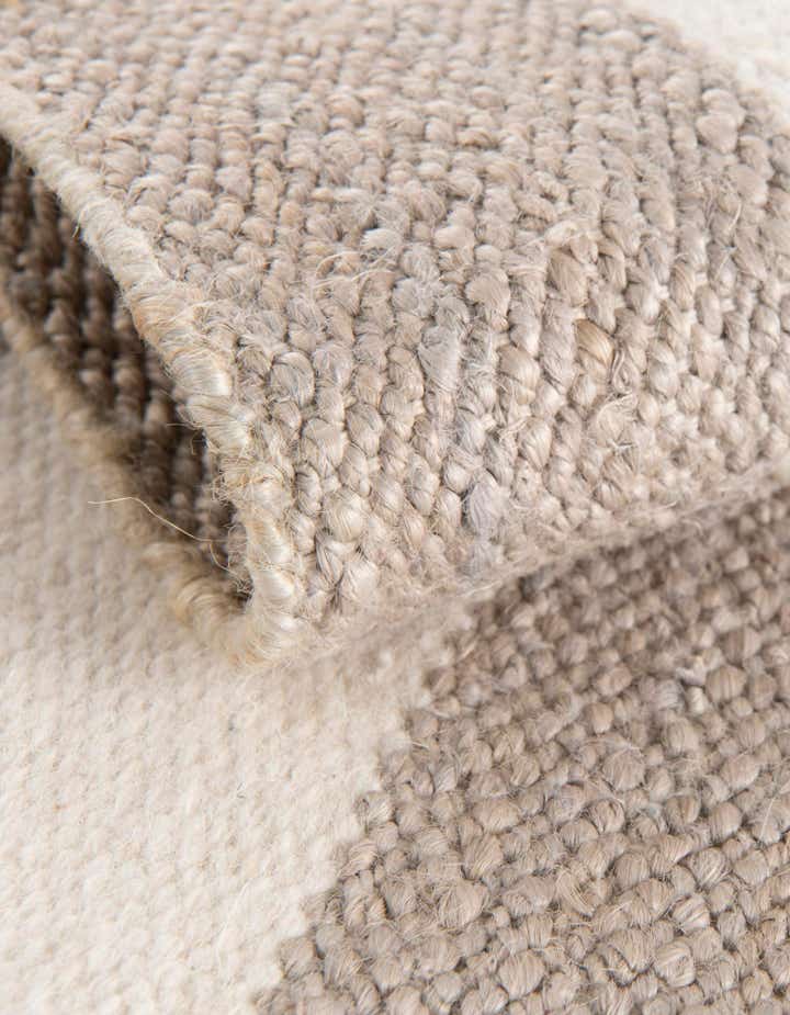 2' x 8' Hand Woven Jill Zarin Hamptons Runner Rug