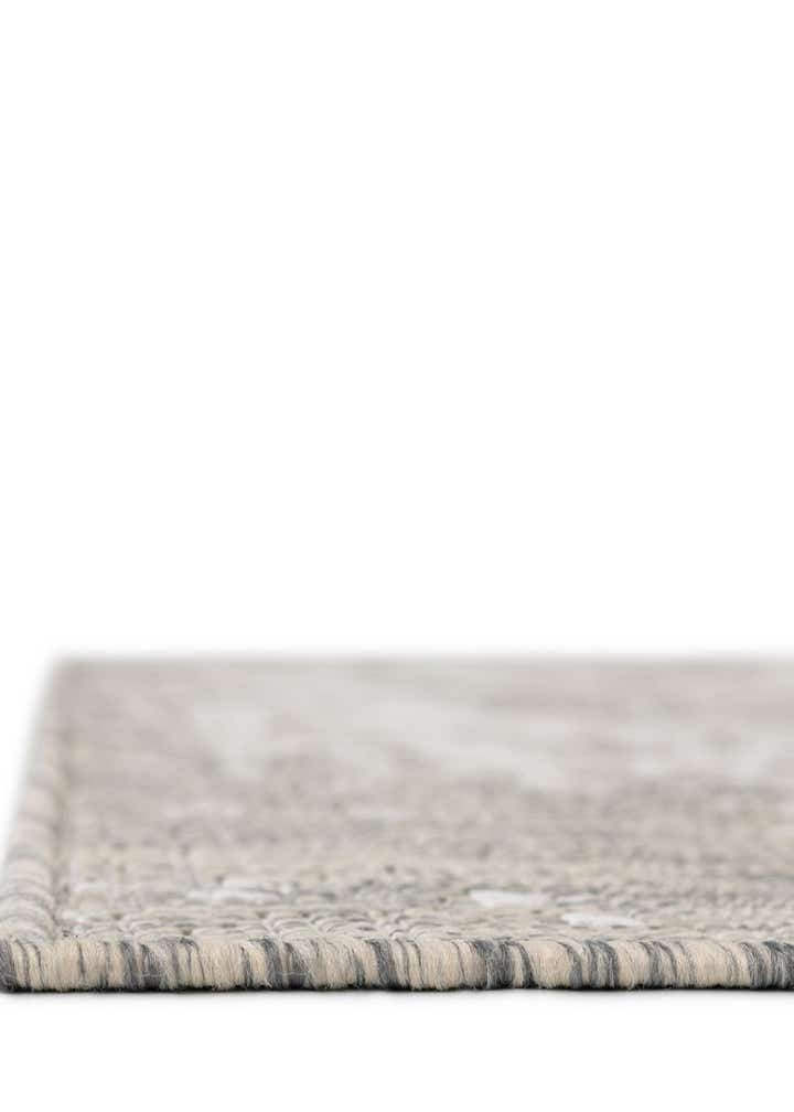 2' x 8' Easy-Clean Jill Zarin Dubai Indoor / Outdoor Runner Rug