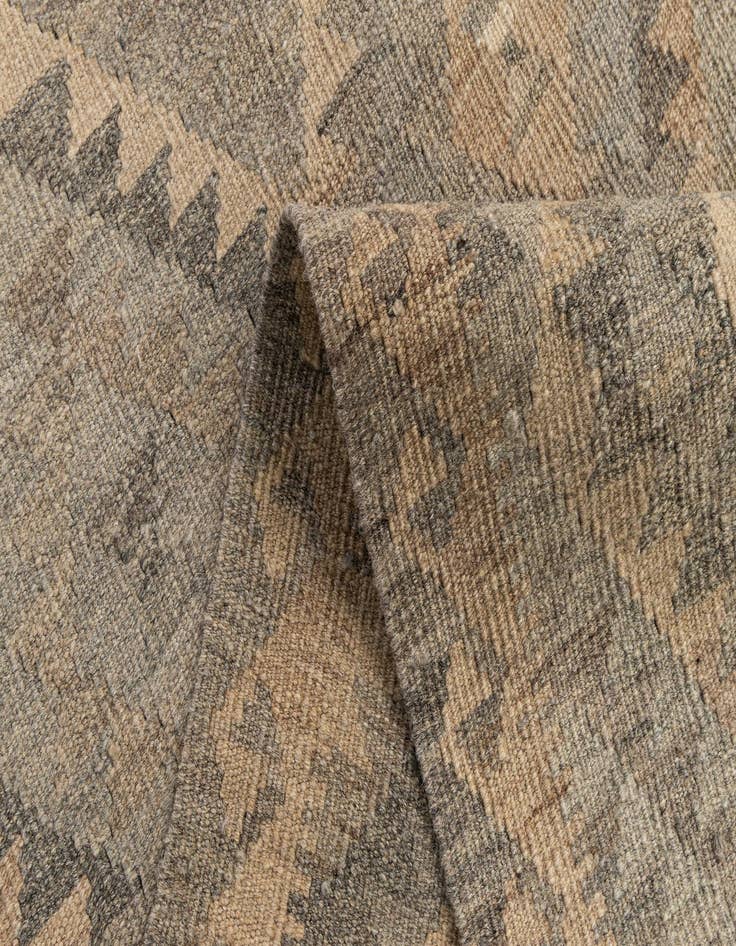 Detail image of 2' 9 x 9' 9  Hand Woven Kilim Maymana Wool Runner Rug