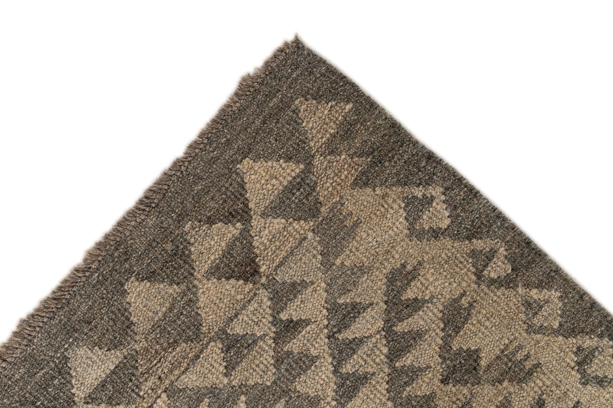 2' 9 x 10' 2 Hand Woven Kilim Maymana Wool Runner Rug