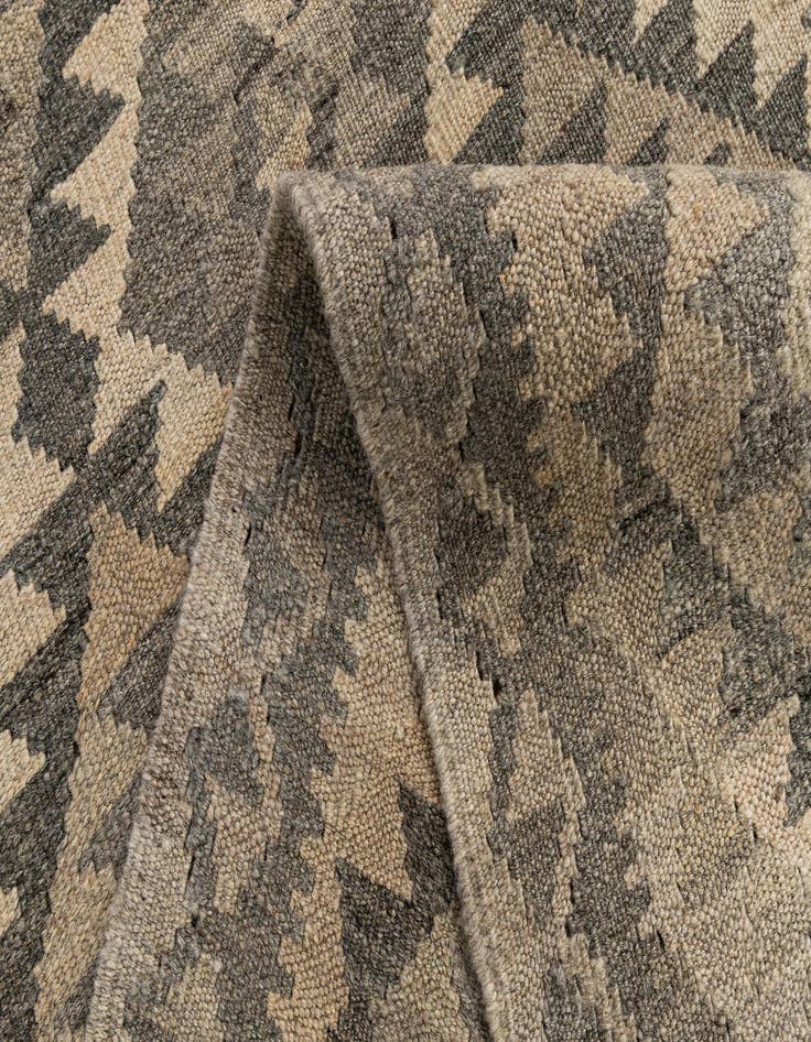 Detail image of 2' 8 x 9' 10  Hand Woven Kilim Maymana Wool Runner Rug