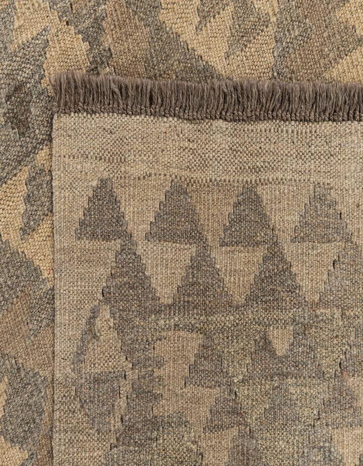 Detail image of 2' 9 x 9' 9  Hand Woven Kilim Maymana Wool Runner Rug