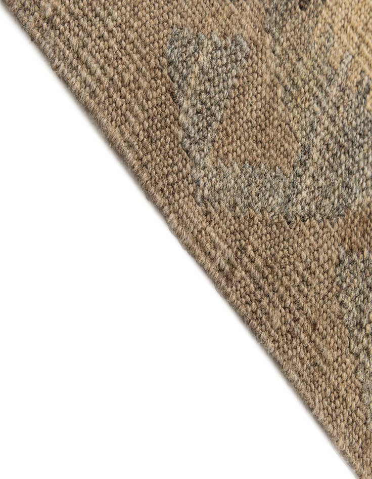 Detail image of 2' 9 x 9' 9  Hand Woven Kilim Maymana Wool Runner Rug
