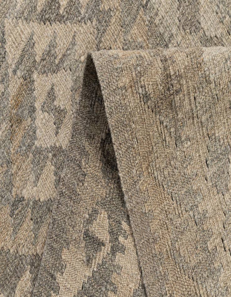 Detail image of 2' 10 x 9' 11  Hand Woven Kilim Maymana Wool Runner Rug