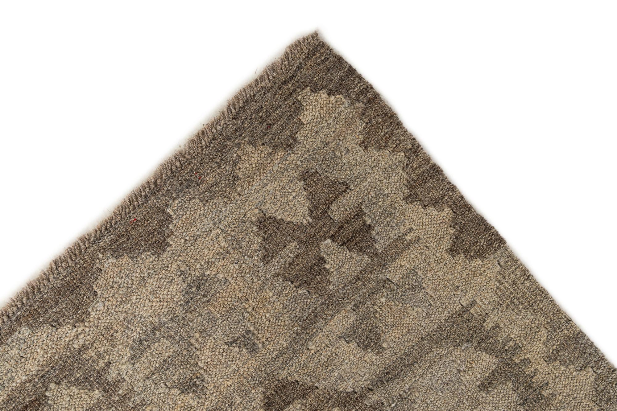 2' 9 x 9' 9 Hand Woven Kilim Maymana Wool Runner Rug