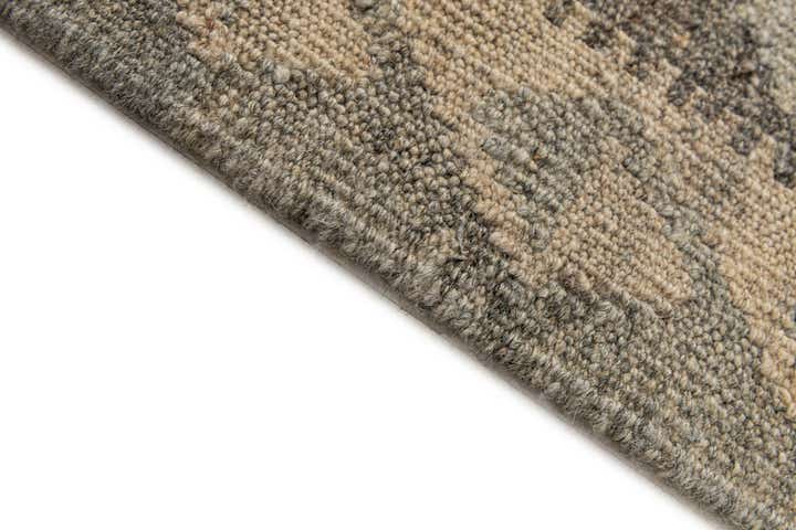 2' 9 x 9' 7 Hand Woven Kilim Maymana Wool Runner Rug