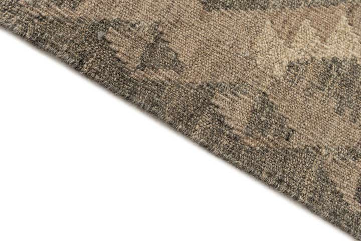 2' 9 x 9' 10 Hand Woven Kilim Maymana Wool Runner Rug