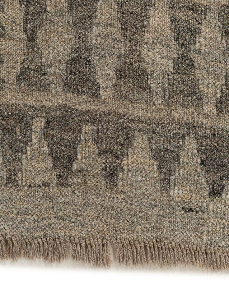 Detail image of 2' 8 x 10'  Hand Woven Kilim Maymana Wool Runner Rug