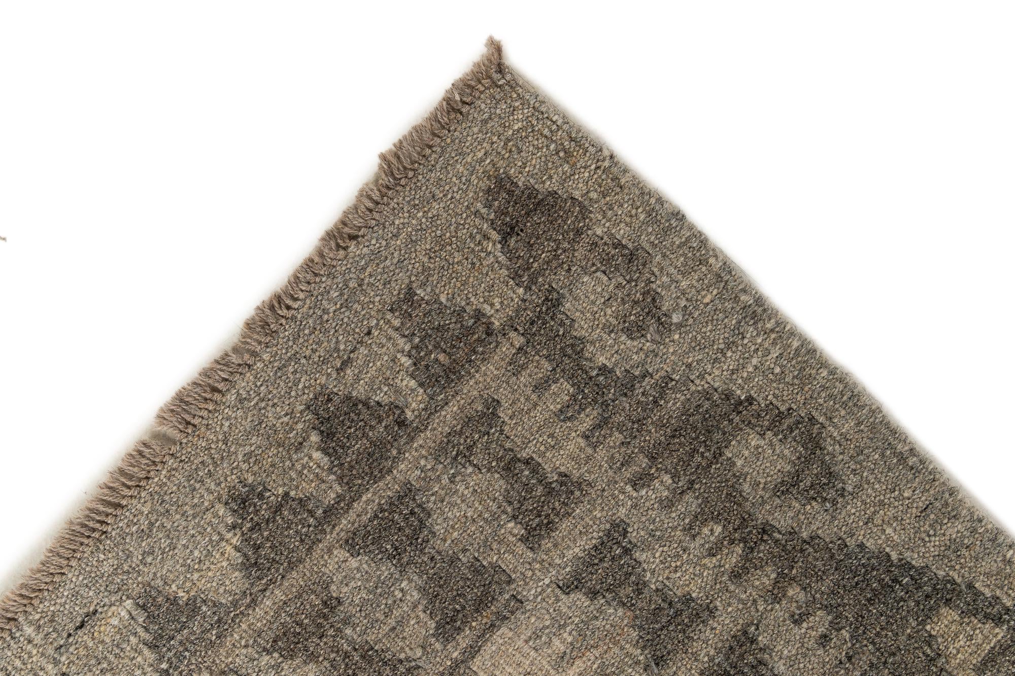 2' 8 x 10' Hand Woven Kilim Maymana Wool Runner Rug
