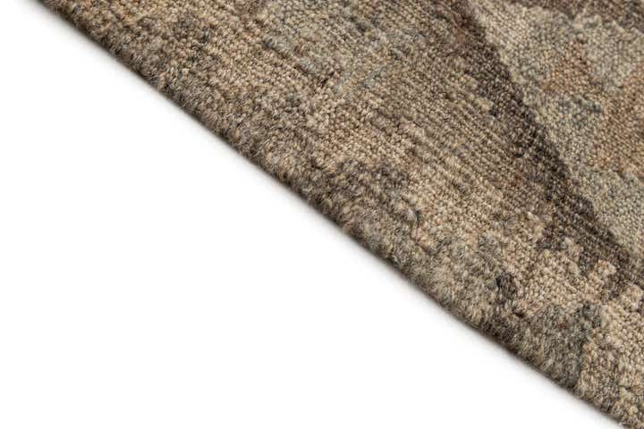 2' 9 x 9' 10 Hand Woven Kilim Maymana Wool Runner Rug