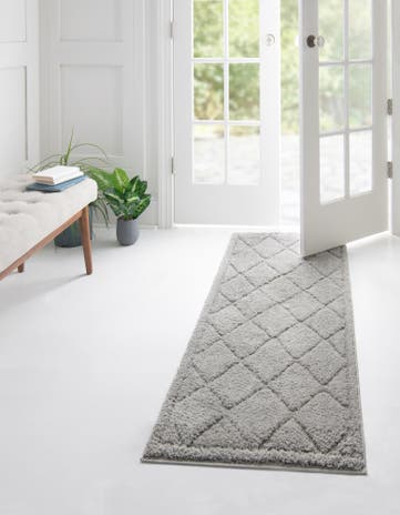 Gray Lattice Shag Runner Rug