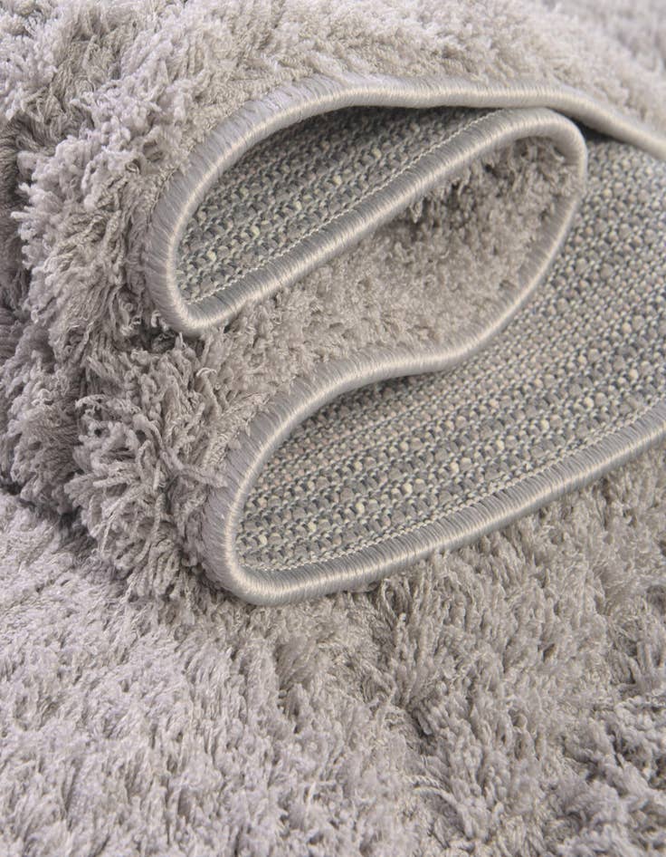 Detail image of 2' 7 x 10' Lattice Shag Runner Rug