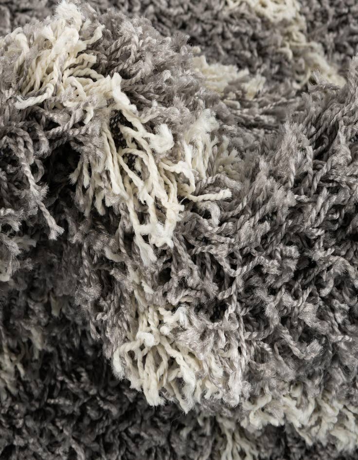 Detail image of 2' x 6' Lattice Shag Runner Rug