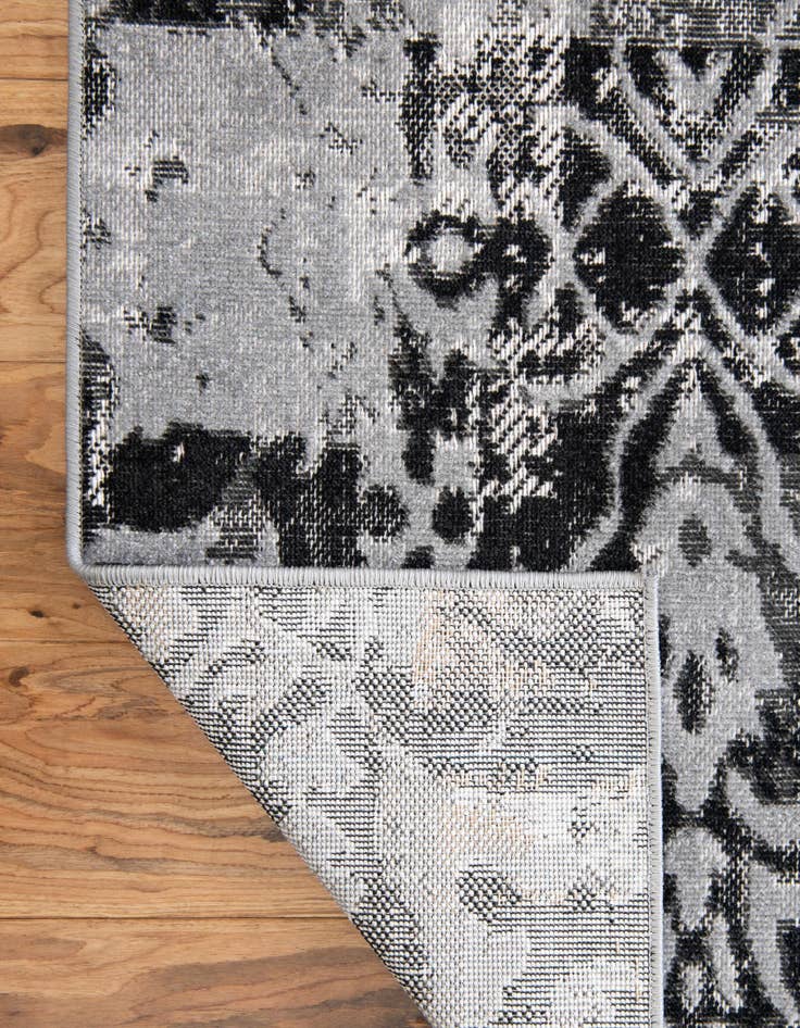 Detail image of 2' 7 x 10' Lucerne Runner Rug