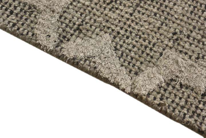 2' 10 x 8' 10 Hand Knotted Luna Runner Rug