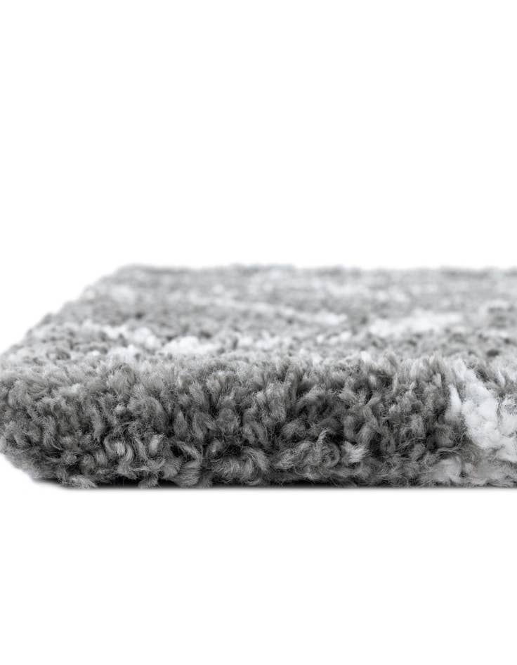 Detail image of 2' 7 x 10' Marrakesh Shag Runner Rug