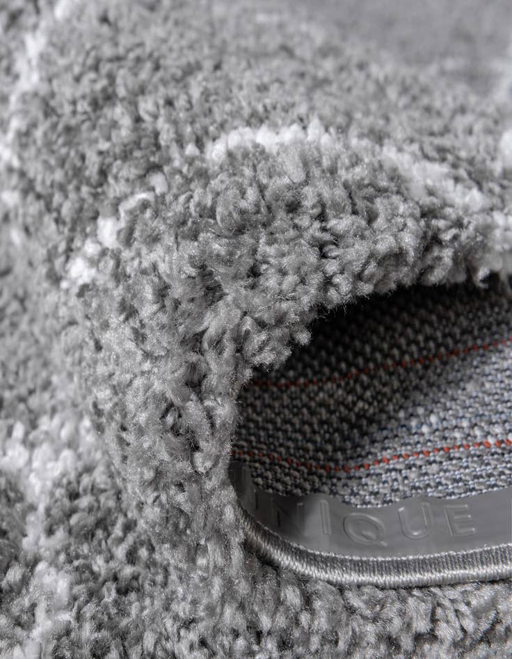 Detail image of 2' 7 x 6' Marrakesh Shag Runner Rug