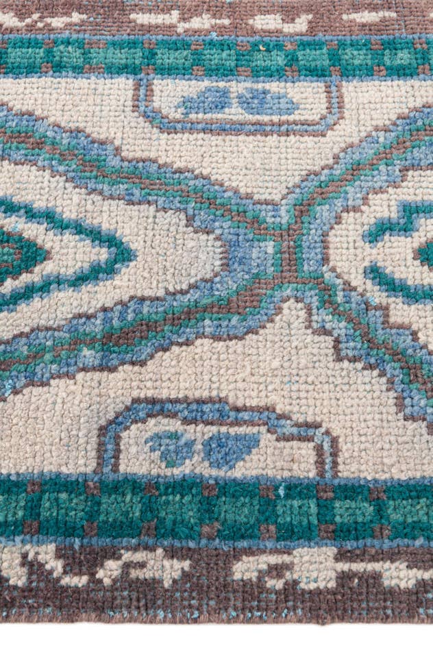 Detail image of 2' 8 x 8' Hand Knotted Moroccan Wool Runner Rug