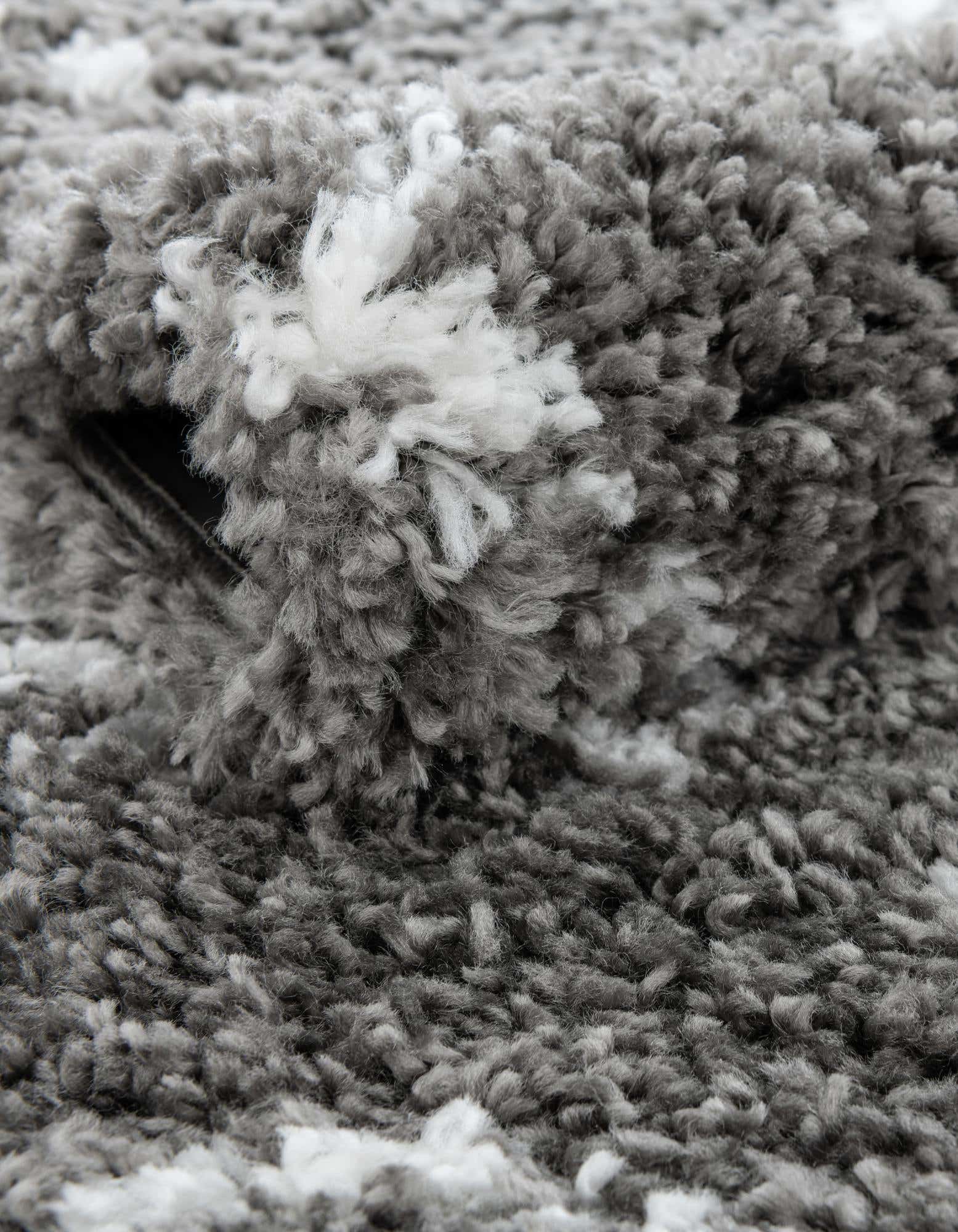 Detail image of 2' 7 x 10' Marrakesh Shag Runner Rug