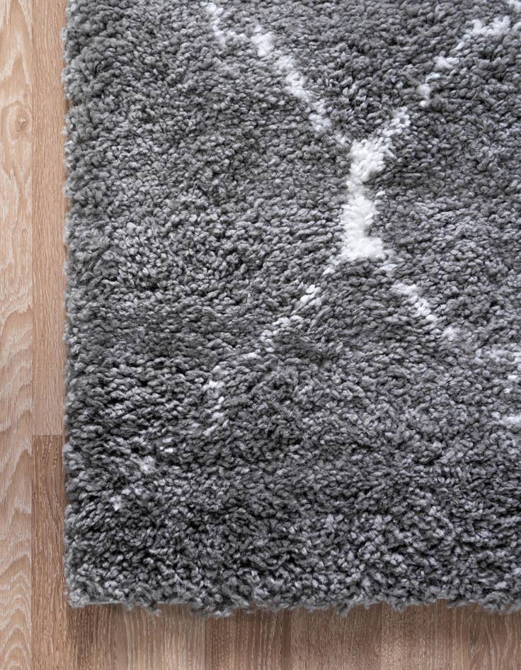 Detail image of 2' 7 x 6' Moroccan Shag Runner Rug