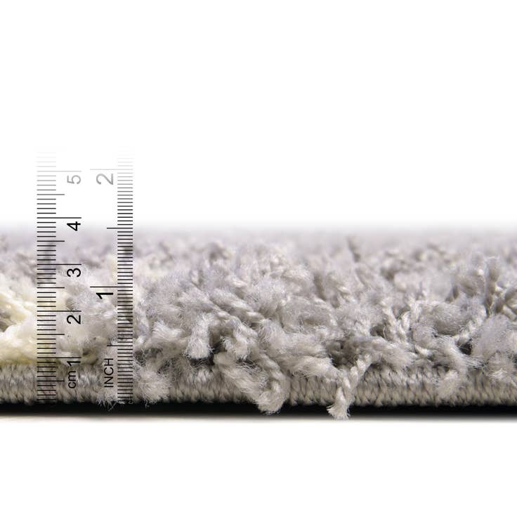 Detail image of 2' x 5' Moroccan Trellis Shag Runner Rug