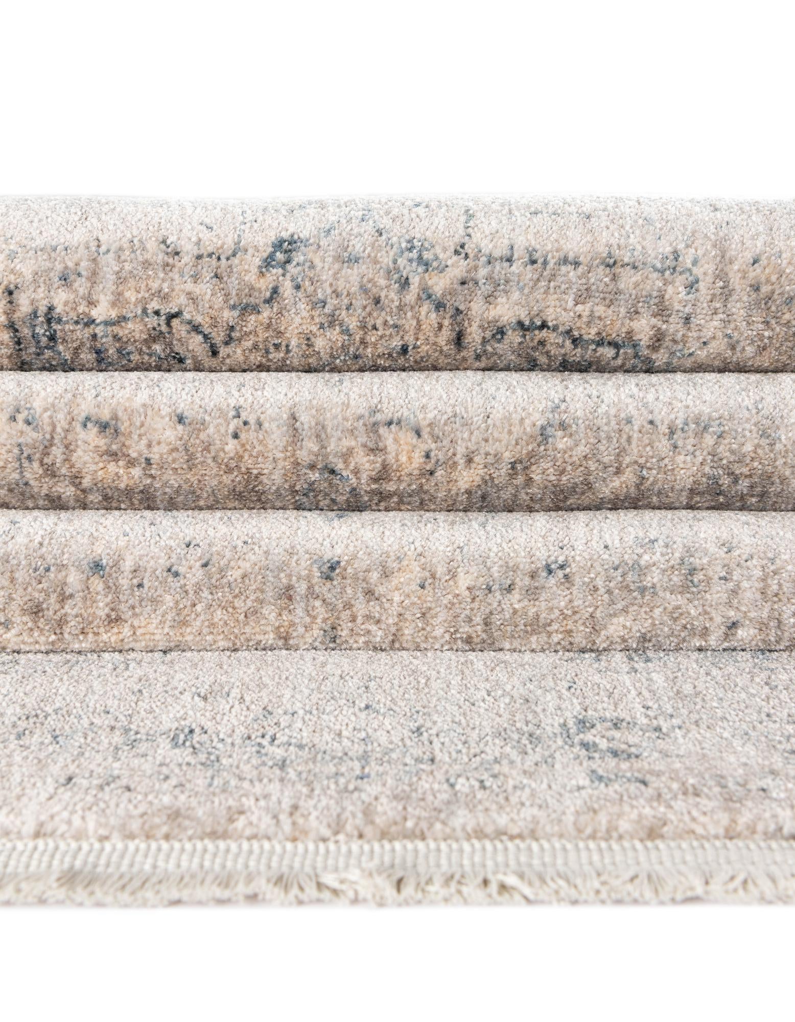 2' 2 x 6' Noble Runner Rug