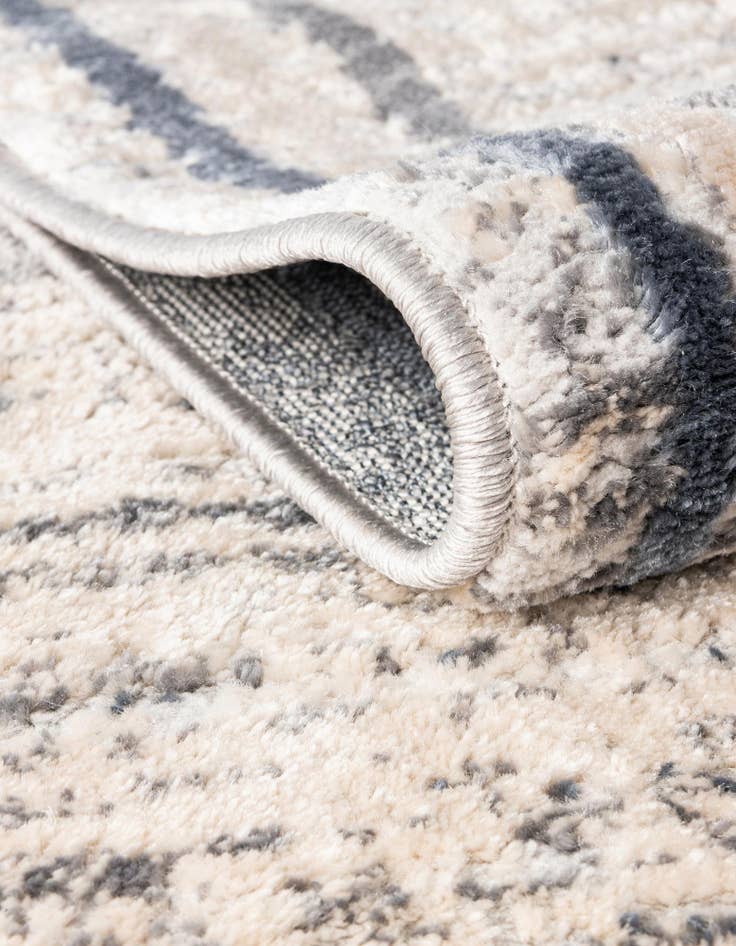 Detail image of 2' x 12' Oasis Runner Rug