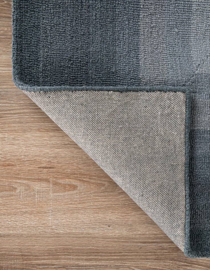 Detail image of 2' x 6' 1 Ombre Wool Runner Rug