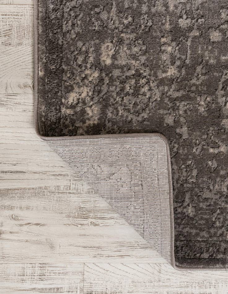 Detail image of 3' 3 x 16' 5 Oregon Runner Rug