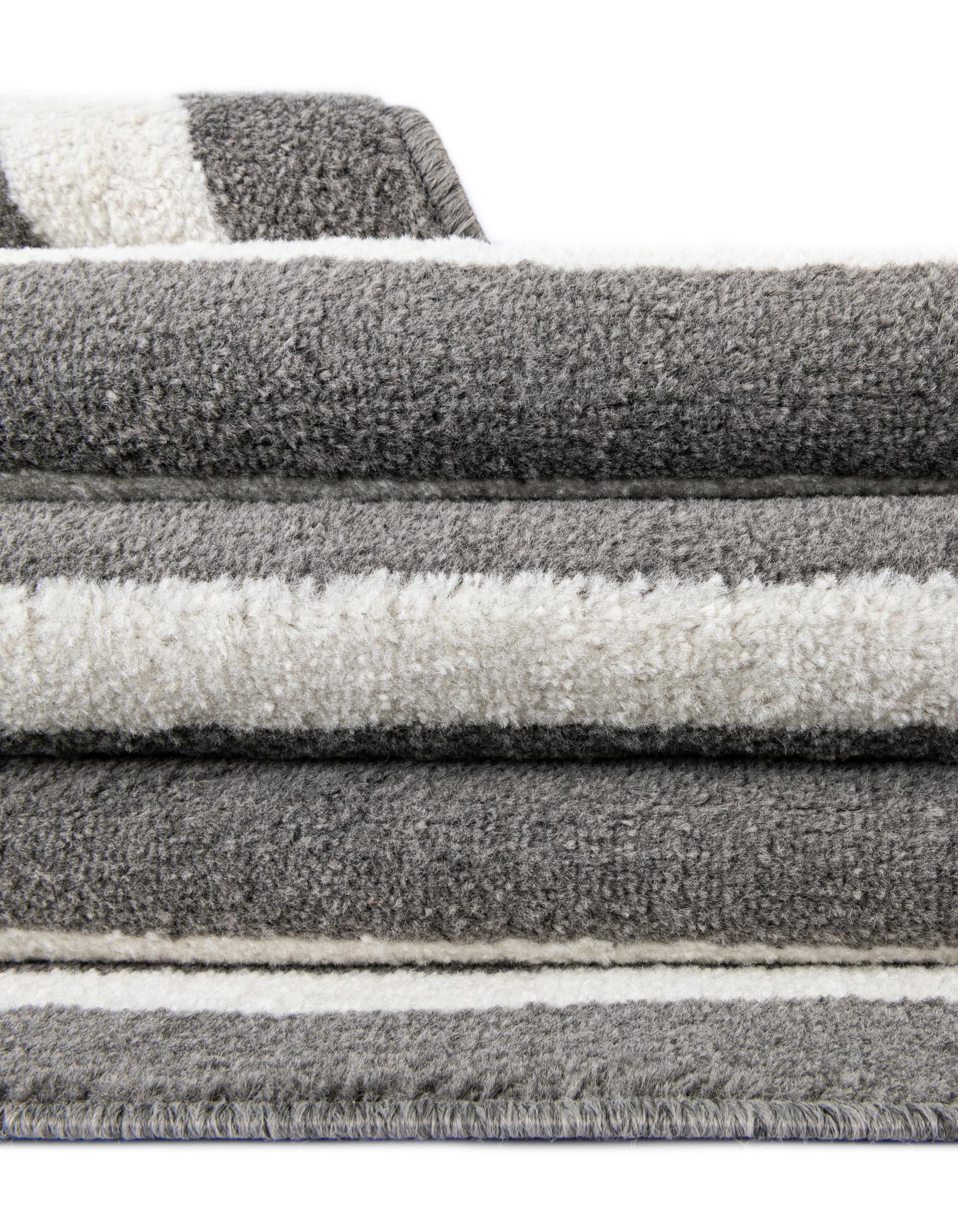 2' 7 x 10' Oslo Runner Rug
